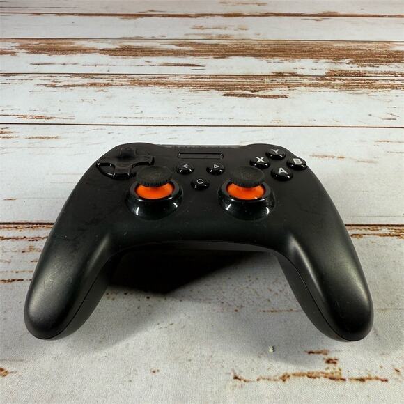 Steelseries Stratus XL Battery Controller model GC-00002 - Picture 3 of 6